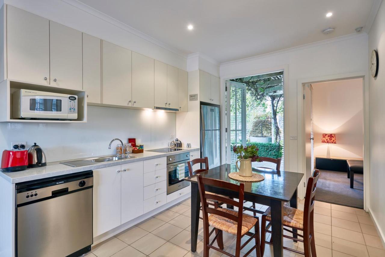 Mews Cottages Gisborne Exterior photo