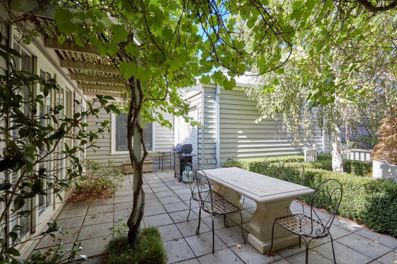Mews Cottages Gisborne Exterior photo